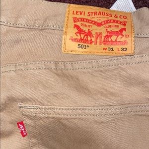 Levi’s Khaki jeans